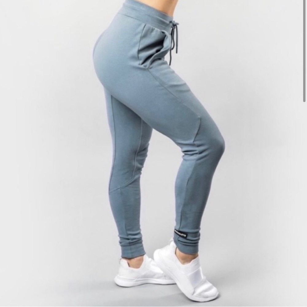 Alphalete Identity joggers